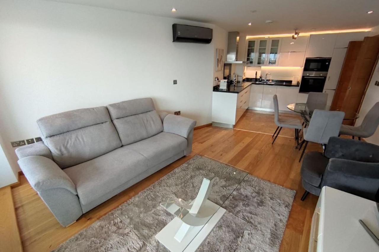 Seaside Serenity Oasis - High Floor - Stunning Views Гибралтар Екстериор снимка