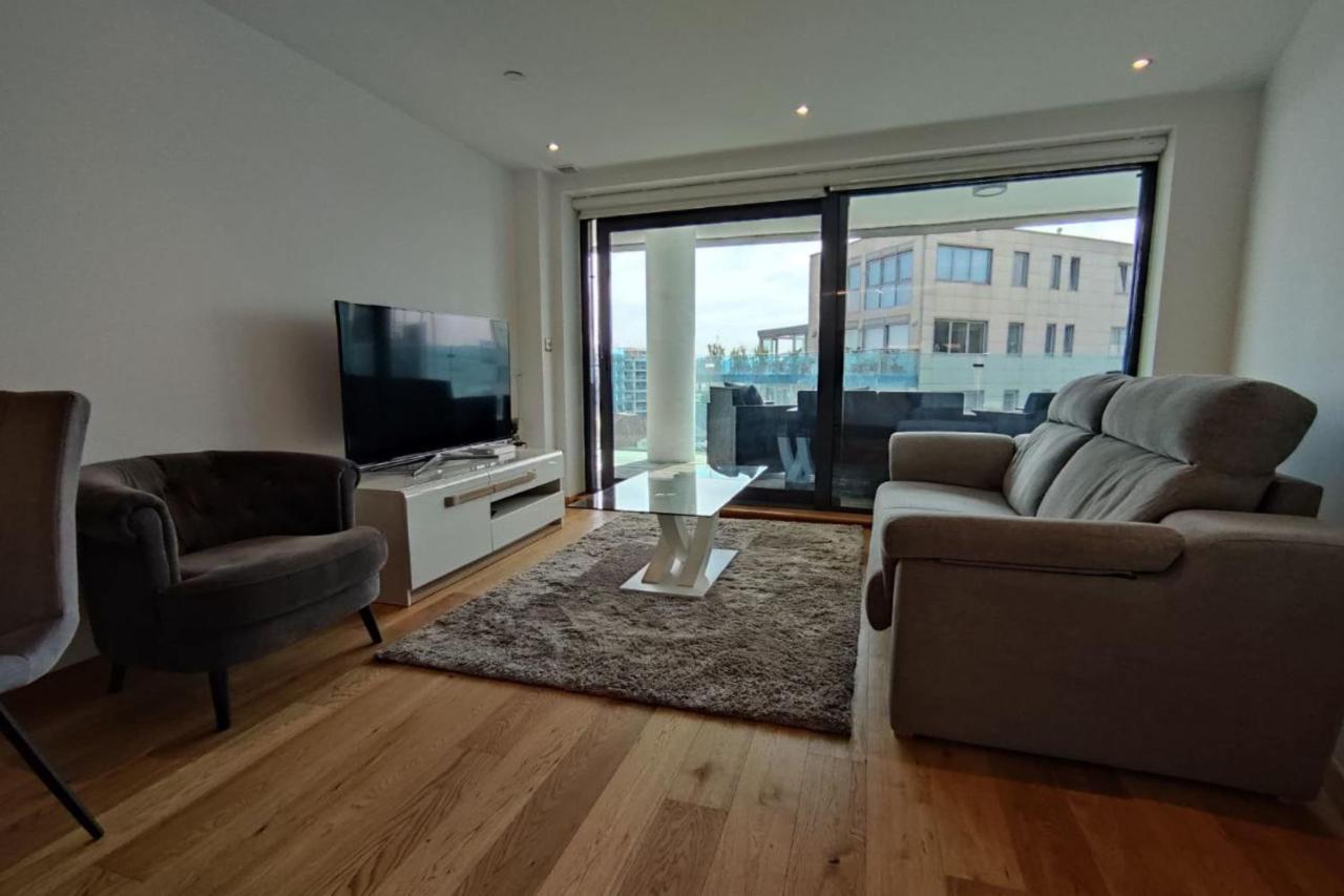 Seaside Serenity Oasis - High Floor - Stunning Views Гибралтар Екстериор снимка