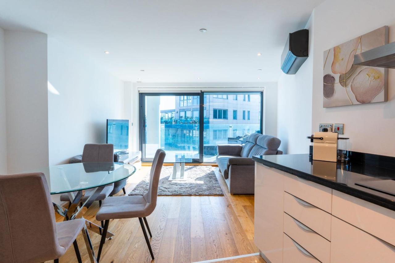Seaside Serenity Oasis - High Floor - Stunning Views Гибралтар Екстериор снимка