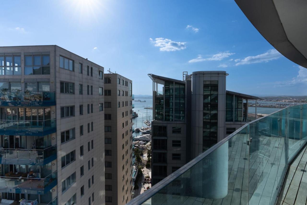 Seaside Serenity Oasis - High Floor - Stunning Views Гибралтар Екстериор снимка